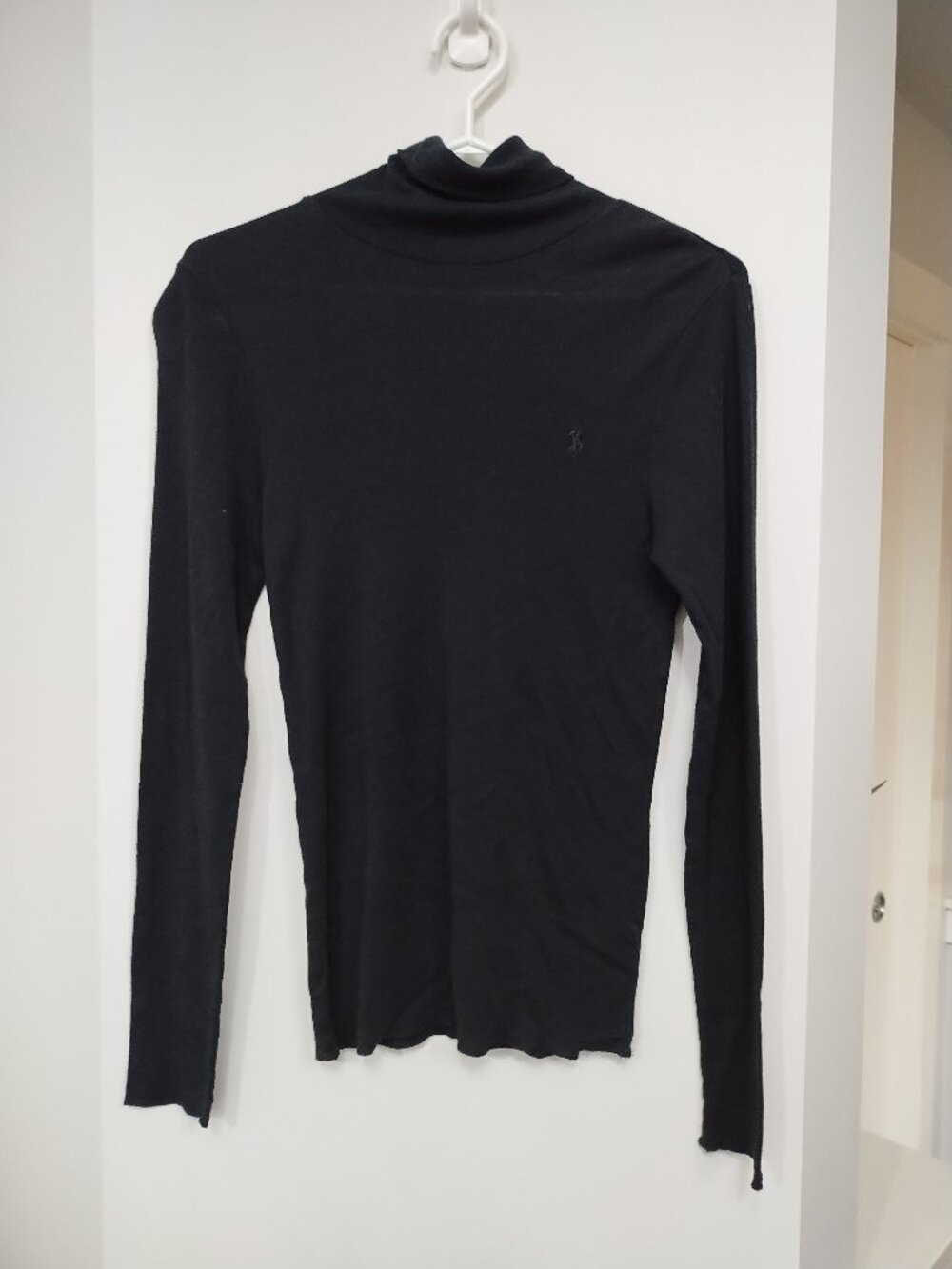Great layering piece, Ralph Lauren turtle neck